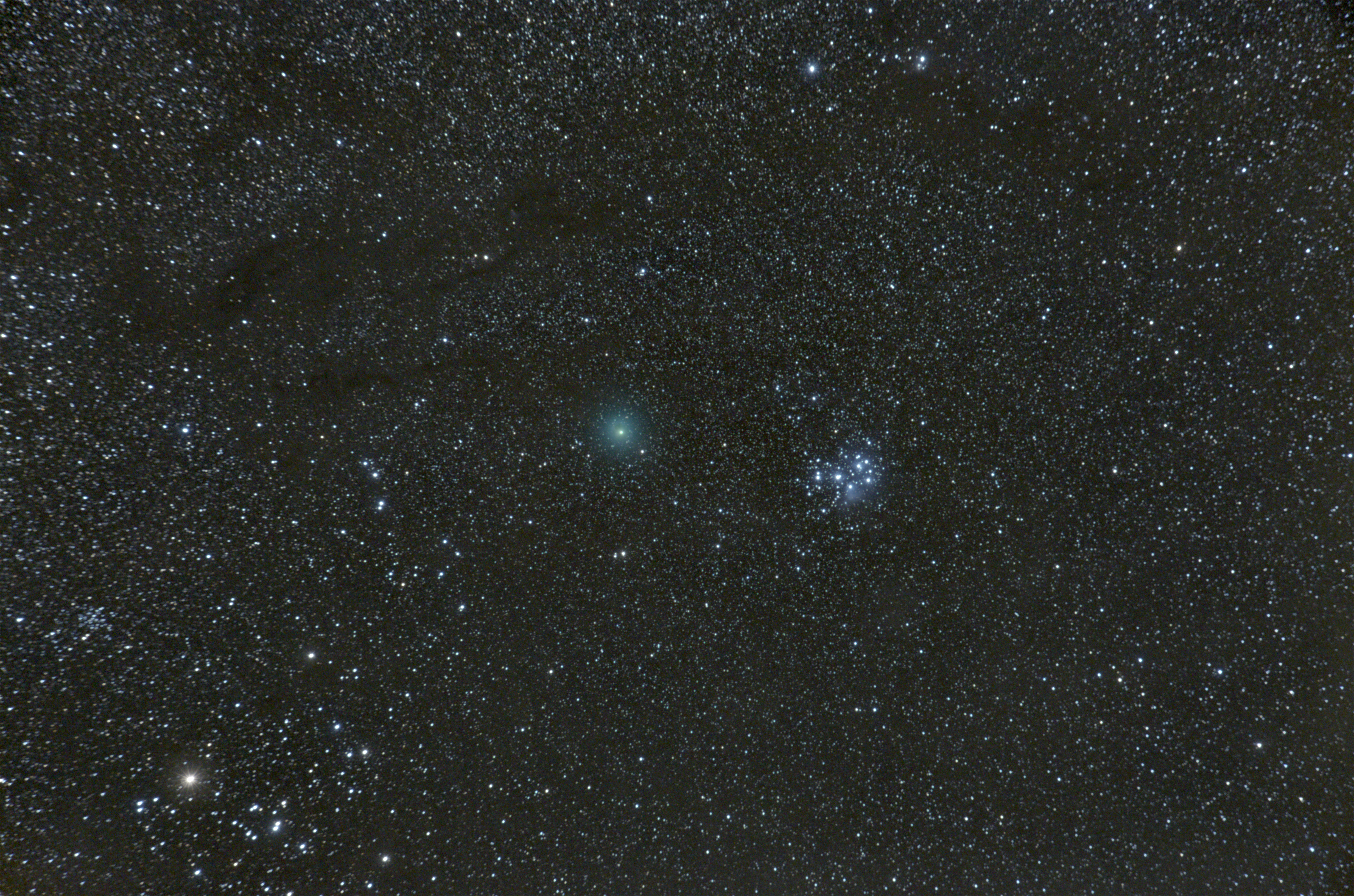 Comet Wirtanen passing the Pleiades on December 17th 2018